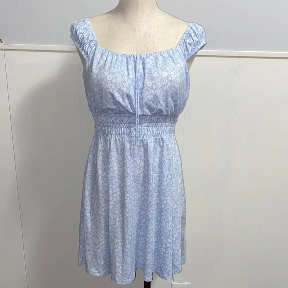 No Boundaries Light Blue Floral Mini Dress size 3-5 - Picture 1 of 6